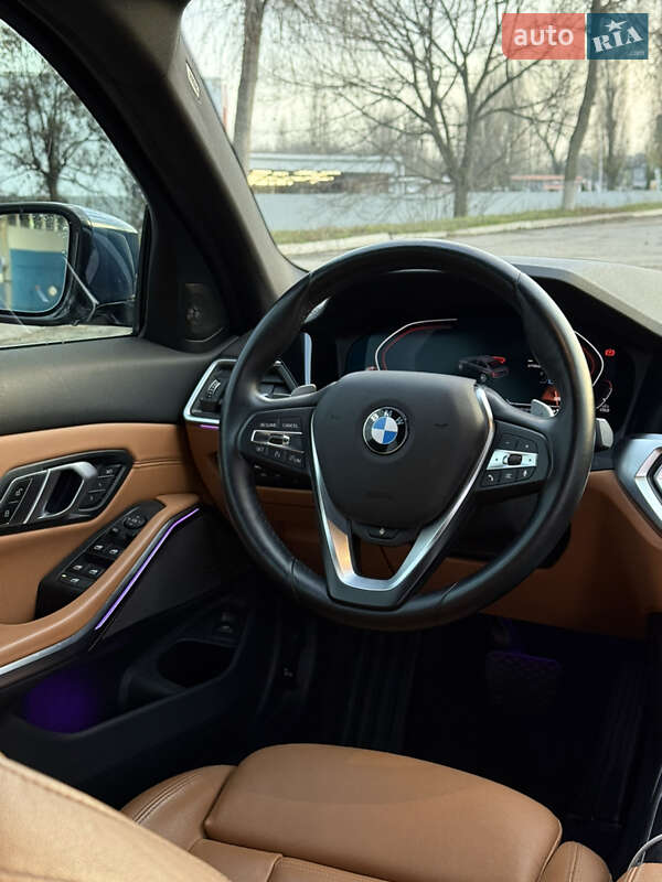 Седан BMW 3 Series 2021 в Кременчуге