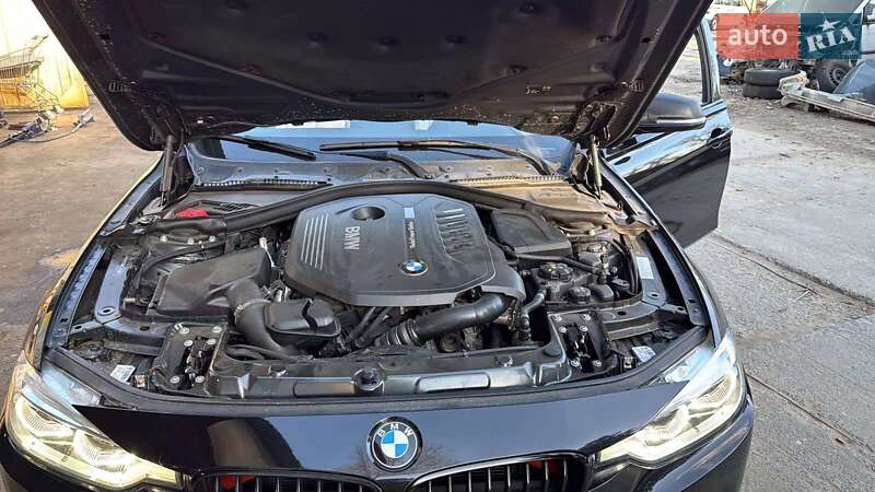 Седан BMW 3 Series 2015 в Киеве