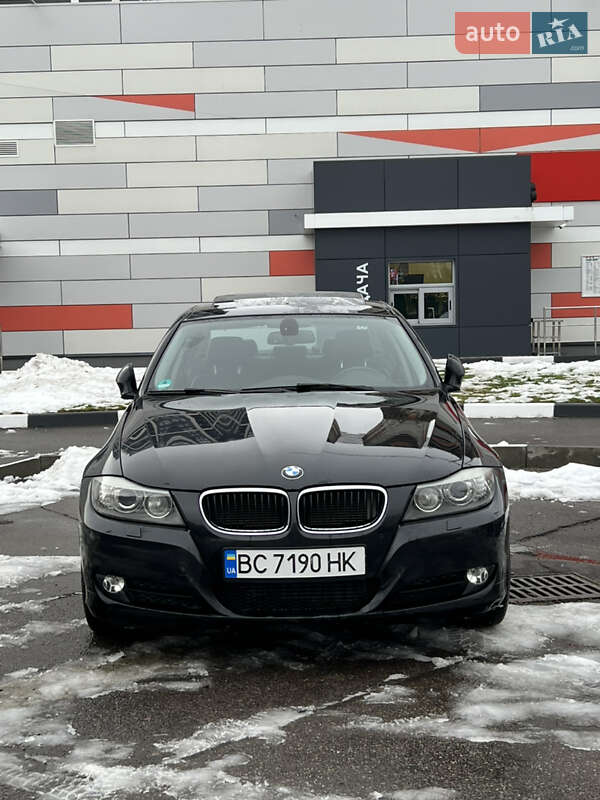 Седан BMW 3 Series 2010 в Львове фото 2 Седан BMW 3 Series 2010 в Львове