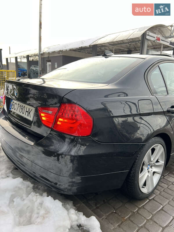 Седан BMW 3 Series 2010 в Львове фото 16 Седан BMW 3 Series 2010 в Львове