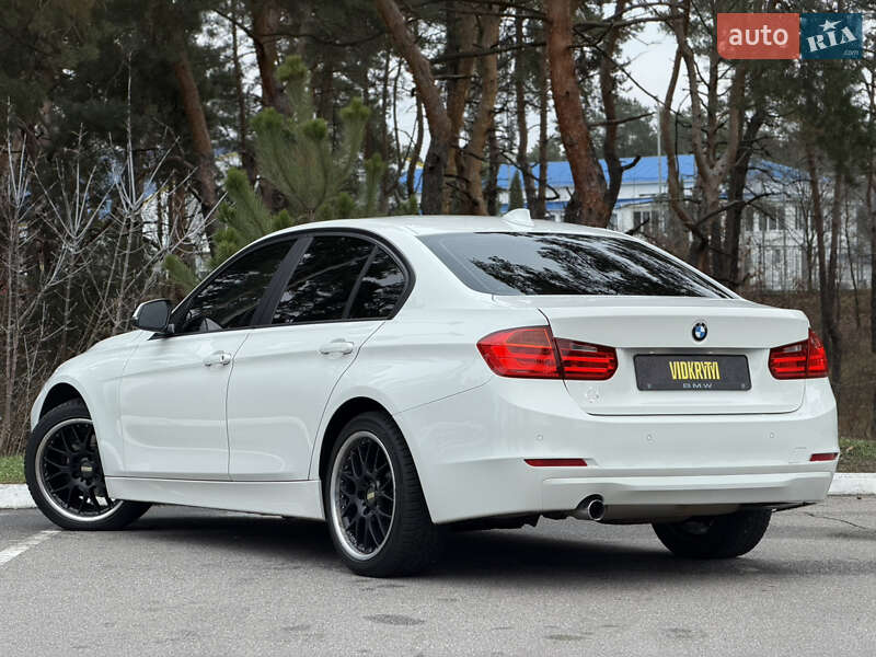 Седан BMW 3 Series 2012 в Киеве фото 17 Седан BMW 3 Series 2012 в Киеве