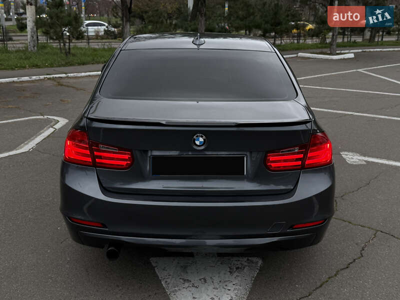 Седан BMW 3 Series 2013 в Одессе