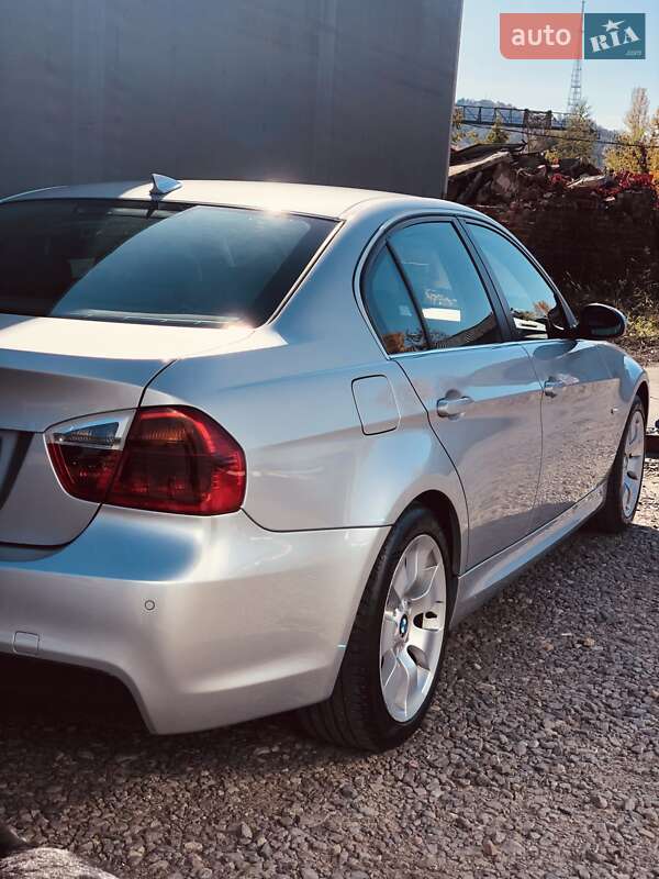 Седан BMW 3 Series 2007 в Львове