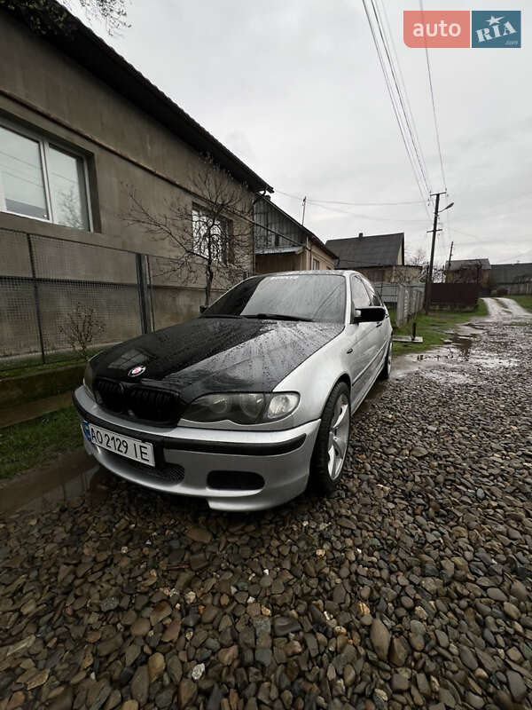 Седан BMW 3 Series 2002 в Буштыне