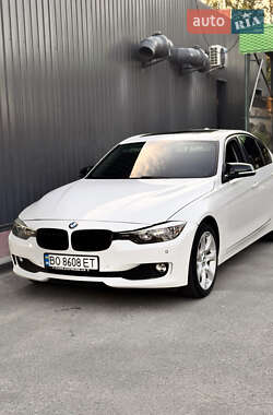 Седан BMW 3 Series 2015 в Волочиске