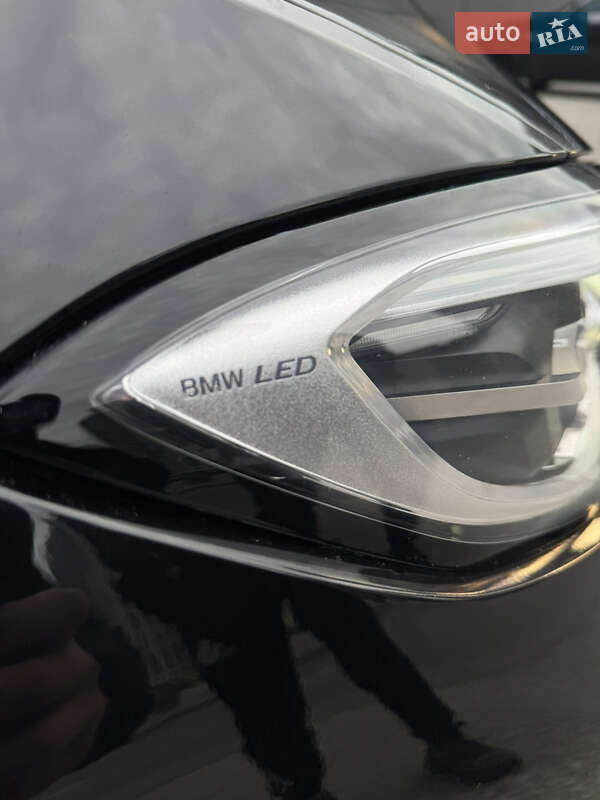 Седан BMW 3 Series 2020 в Киеве