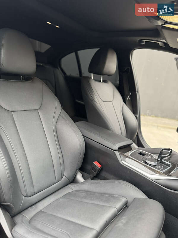 Седан BMW 3 Series 2020 в Киеве