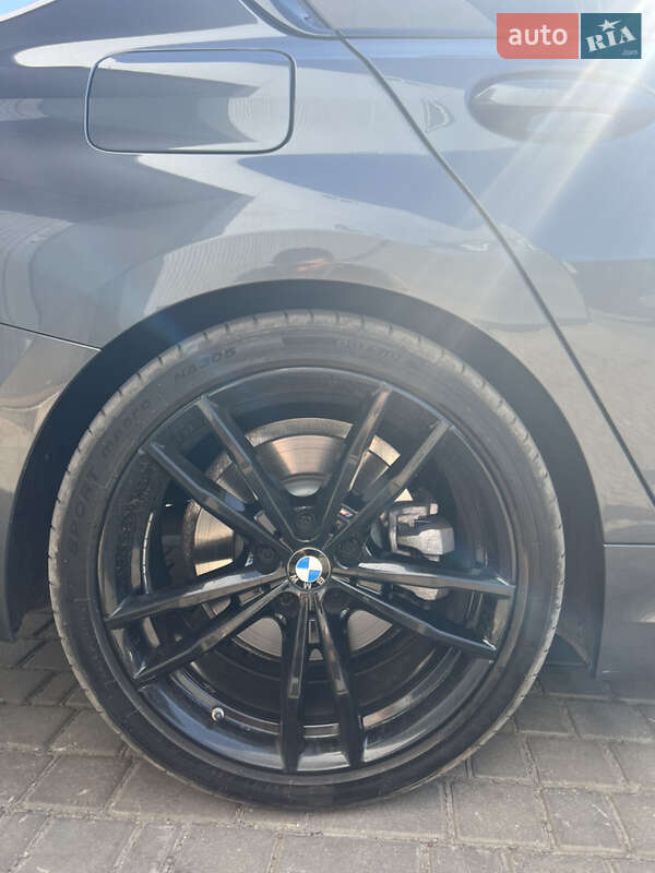 Седан BMW 3 Series 2022 в Львове