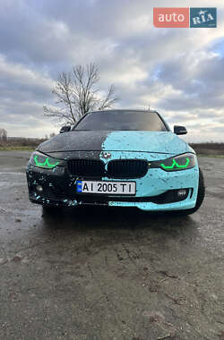 Седан BMW 3 Series 2013 в Бучі