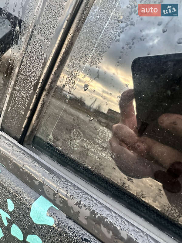 Седан BMW 3 Series 2013 в Буче