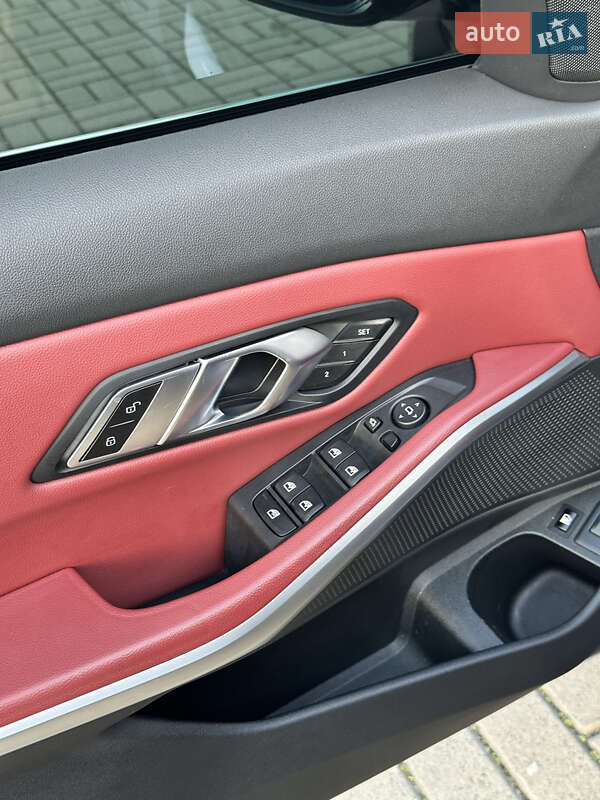 Седан BMW 3 Series 2022 в Києві