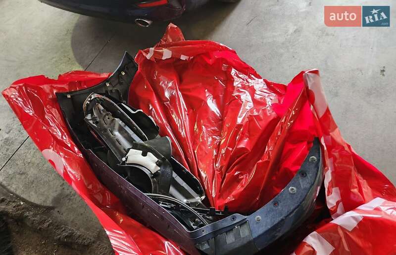 Седан BMW 3 Series 2019 в Киеве