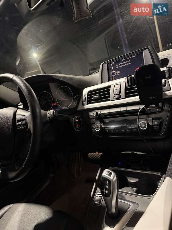 Седан BMW 3 Series 2013 в Днепре