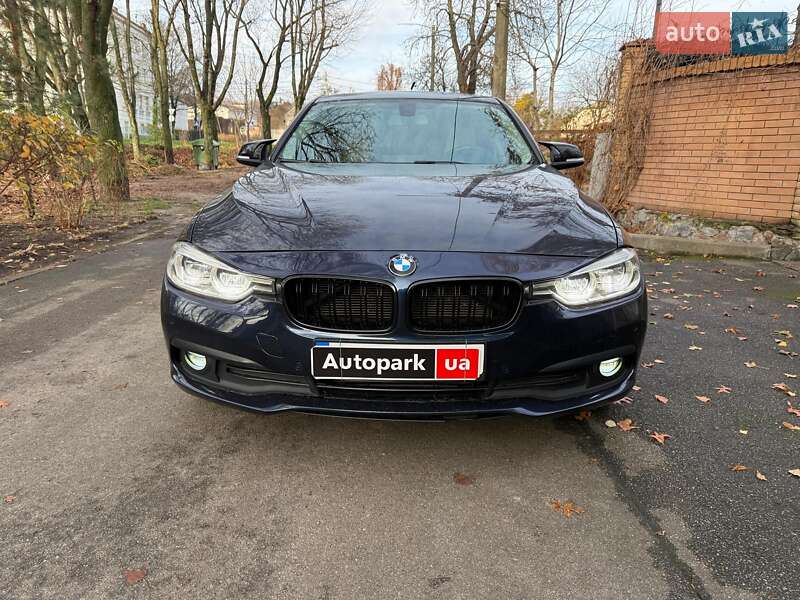 Седан BMW 3 Series 2016 в Киеве