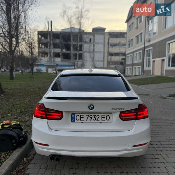 Седан BMW 3 Series 2012 в Чернівцях