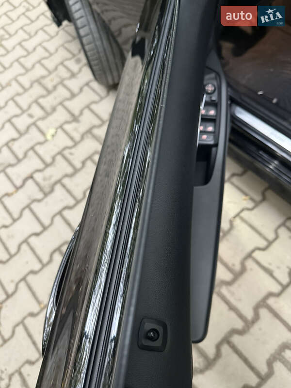 Седан BMW 3 Series 2019 в Тернополе