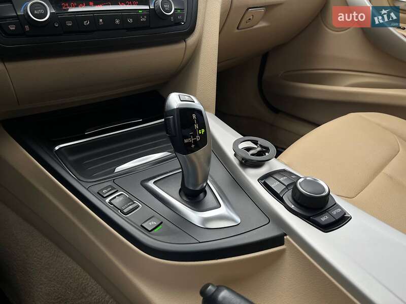 Седан BMW 3 Series 2015 в Киеве фото 33 Седан BMW 3 Series 2015 в Киеве