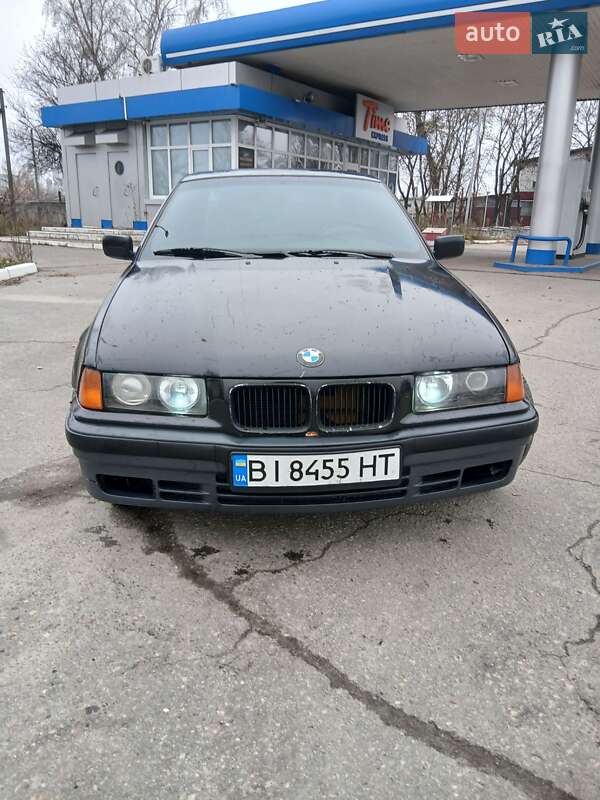 Седан BMW 3 Series 1995 в Кременчуге