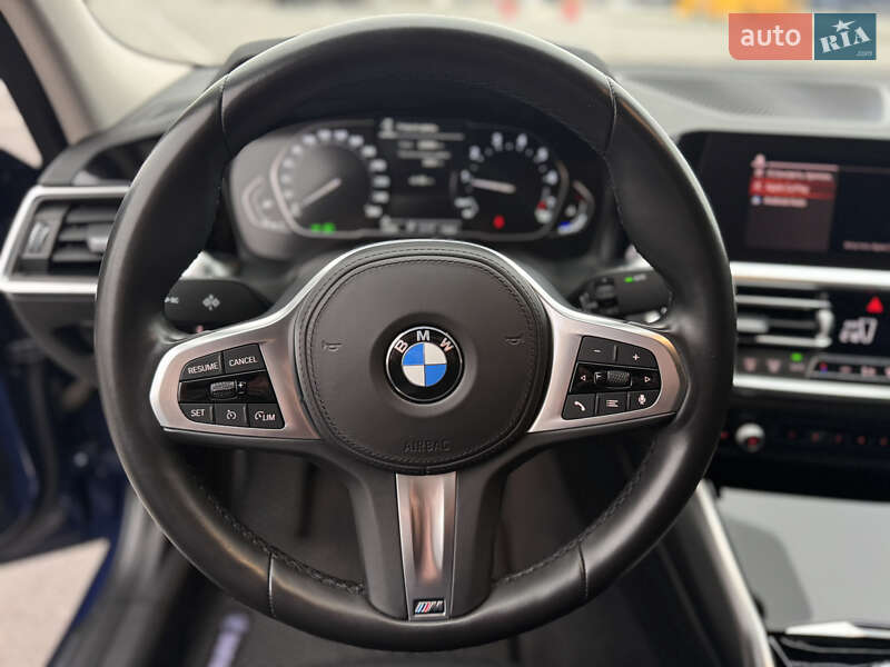 Седан BMW 3 Series 2021 в Днепре