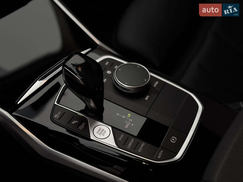 Седан BMW 3 Series 2021 в Днепре