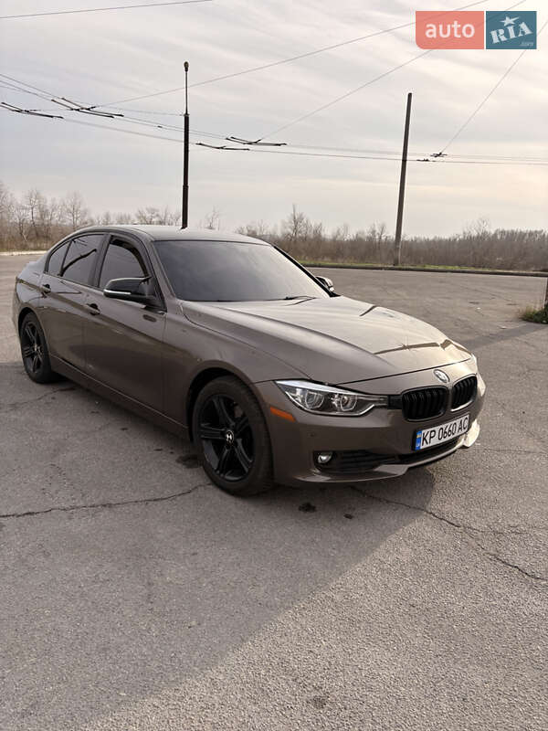 Седан BMW 3 Series 2014 в Запорожье