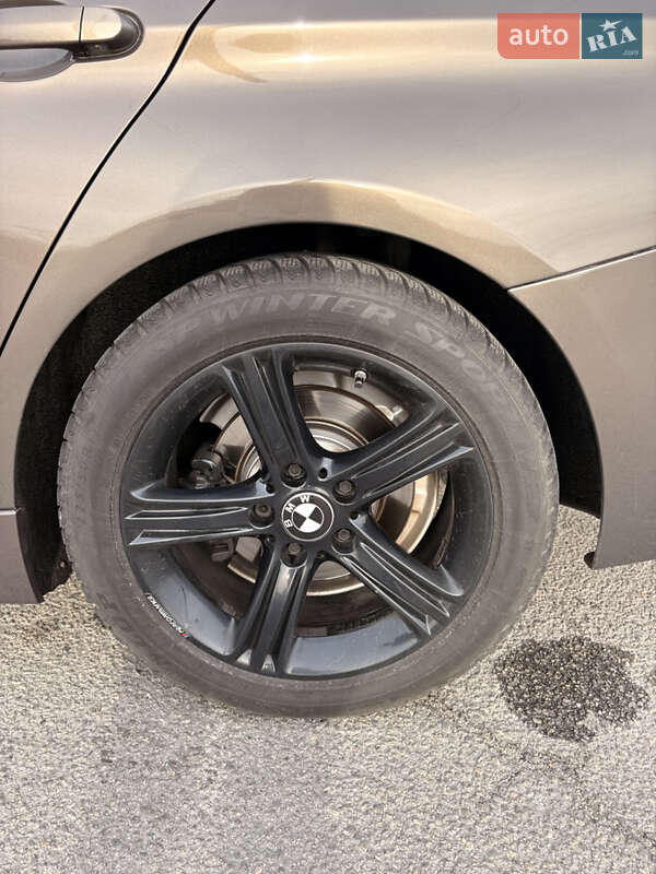 Седан BMW 3 Series 2014 в Запорожье