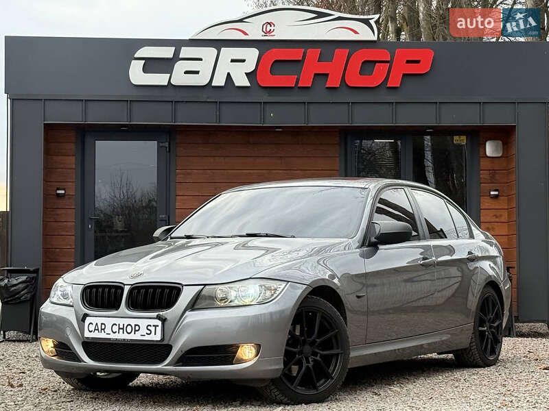 Седан BMW 3 Series 2010 в Стрые