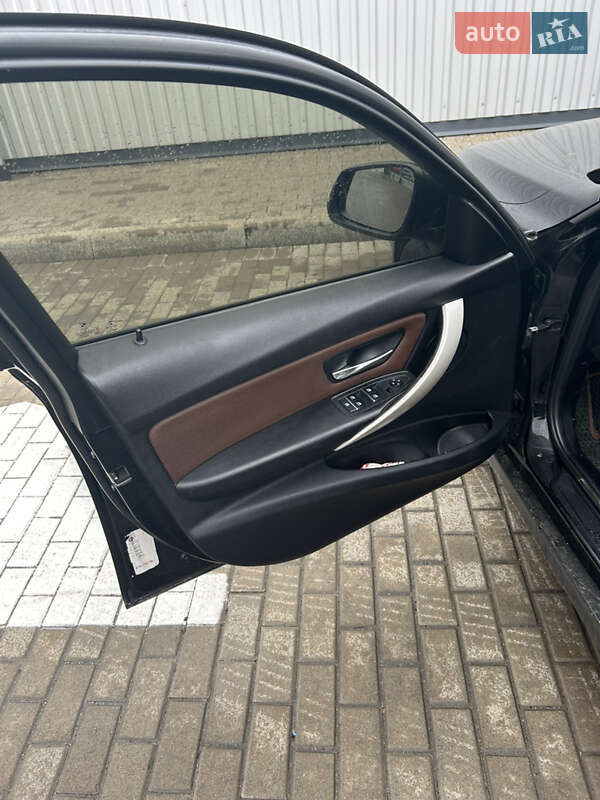 Универсал BMW 3 Series 2016 в Киеве