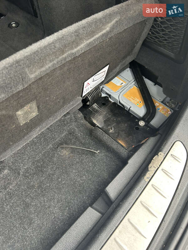 Универсал BMW 3 Series 2016 в Киеве