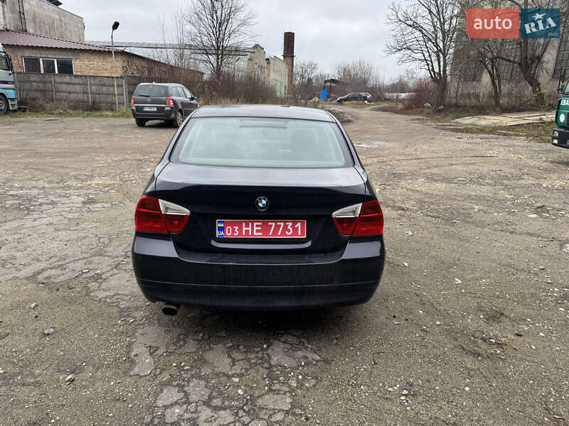 Седан BMW 3 Series 2006 в Волочиске