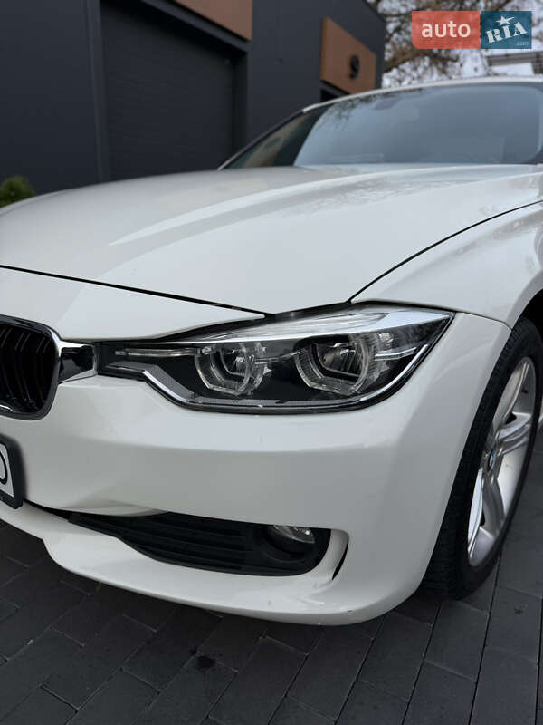 Седан BMW 3 Series 2013 в Киеве