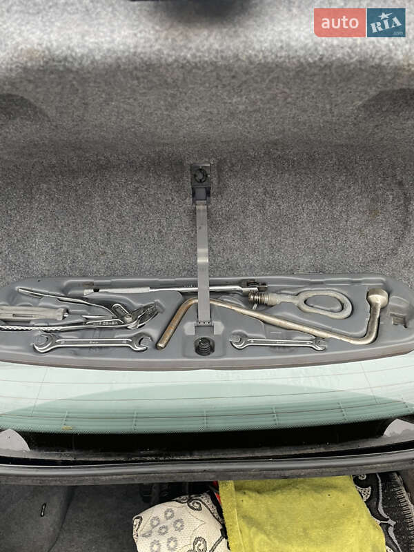 Седан BMW 3 Series 1998 в Фастові