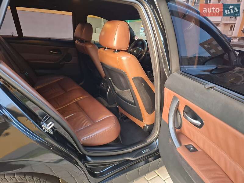 Универсал BMW 3 Series 2007 в Одессе