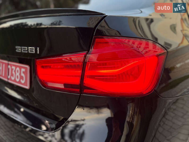 Седан BMW 3 Series 2016 в Каменец-Подольском