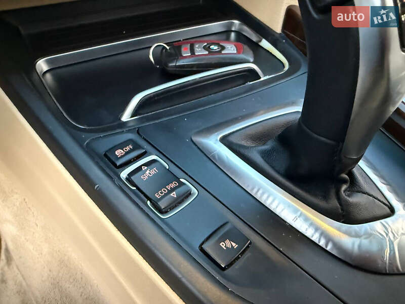 Седан BMW 3 Series 2016 в Каменец-Подольском