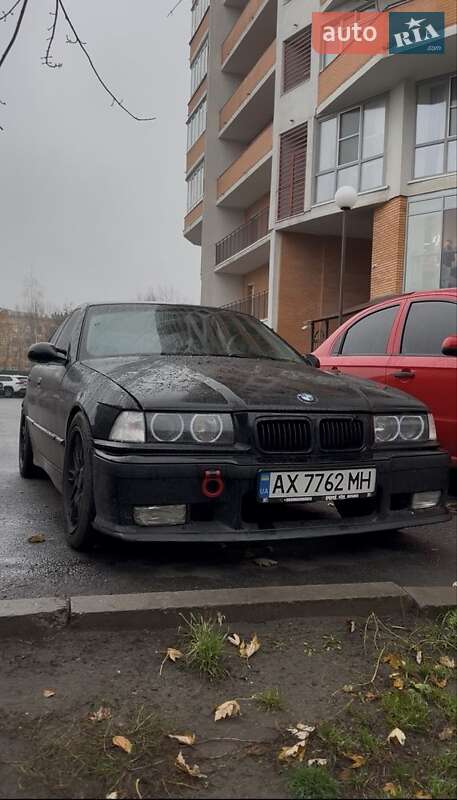 Седан BMW 3 Series 1991 в Харькове