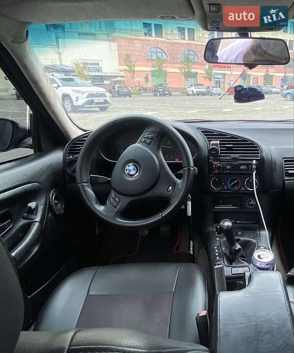 Седан BMW 3 Series 1991 в Харькове