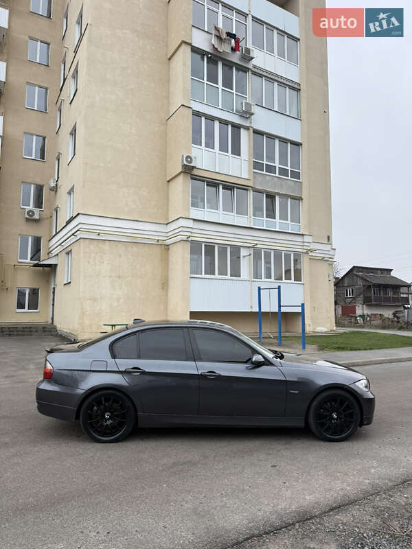 Седан BMW 3 Series 2006 в Чернигове