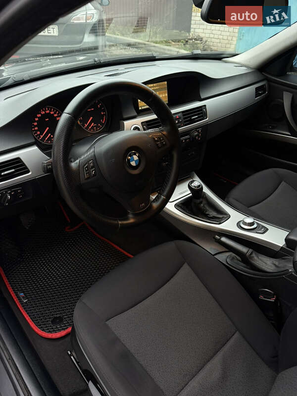 Седан BMW 3 Series 2006 в Чернигове