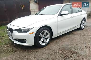 Седан BMW 3 Series 2015 в Києві