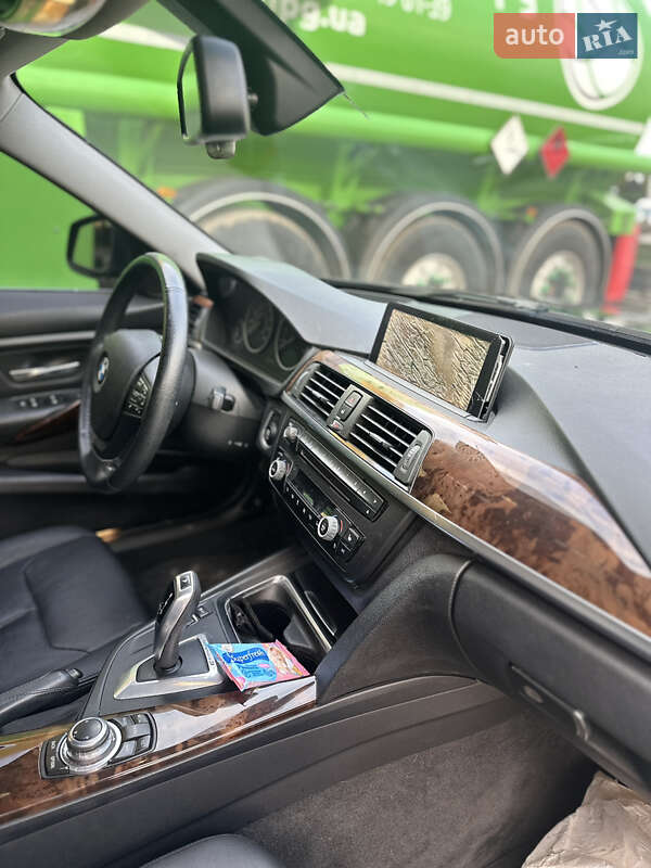 Седан BMW 3 Series 2013 в Житомире