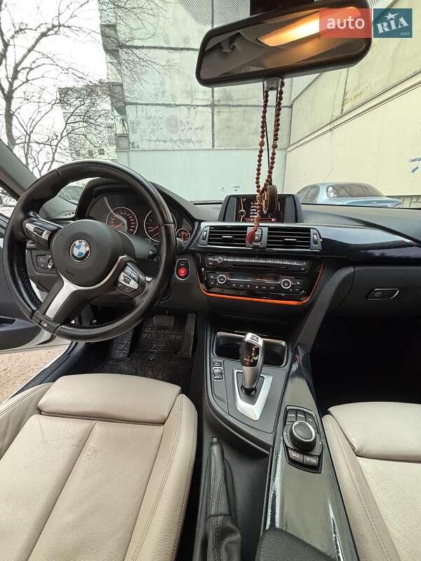 Седан BMW 3 Series 2013 в Полтаве