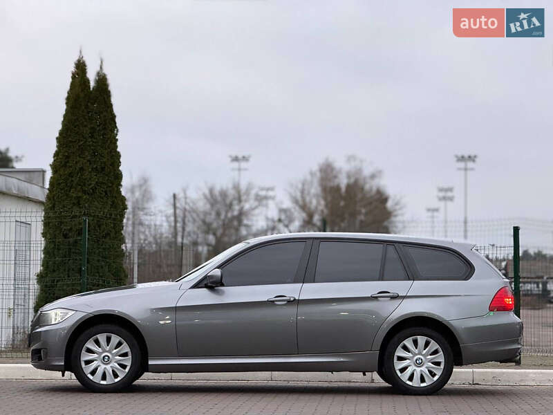 Универсал BMW 3 Series 2010 в Киеве