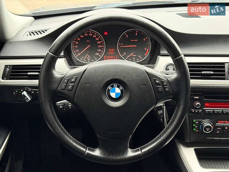 Универсал BMW 3 Series 2010 в Киеве