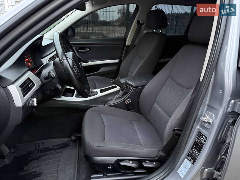 Универсал BMW 3 Series 2010 в Киеве