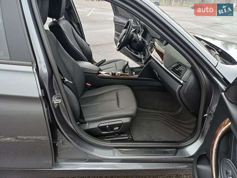 Седан BMW 3 Series 2014 в Днепре