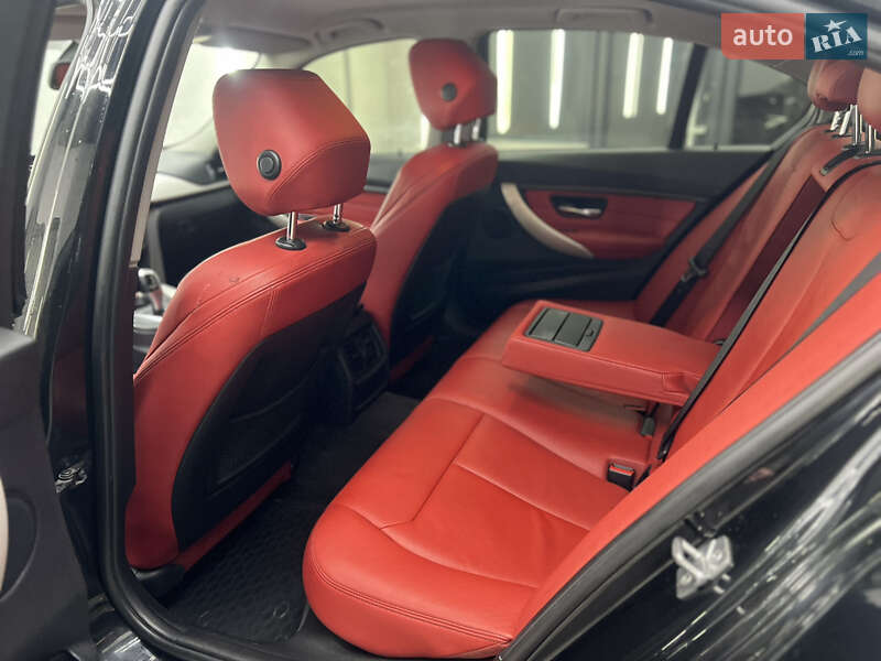 Седан BMW 3 Series 2013 в Одессе