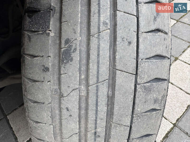 Седан BMW 3 Series 2020 в Стрые