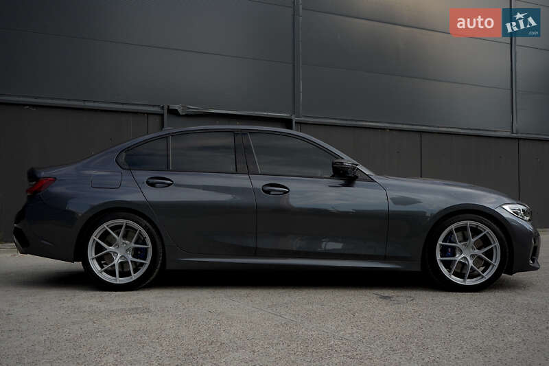 Седан BMW 3 Series 2019 в Киеве