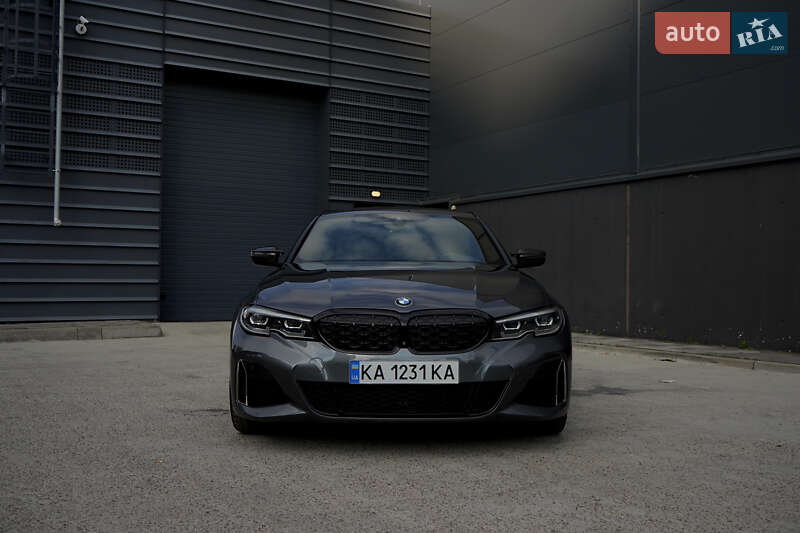 Седан BMW 3 Series 2019 в Киеве